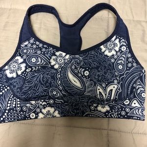 Old navy sports bra
